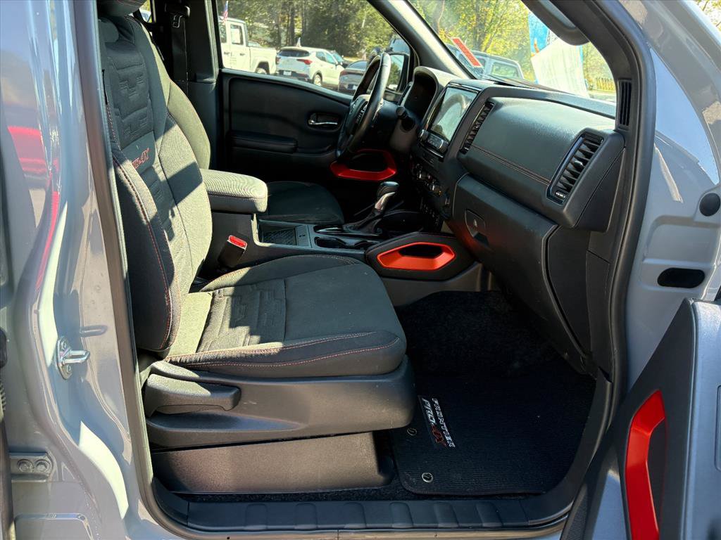 Used 2024 Nissan Frontier PRO-4X w/ Pro Convenience Package AWD/4WD image 18