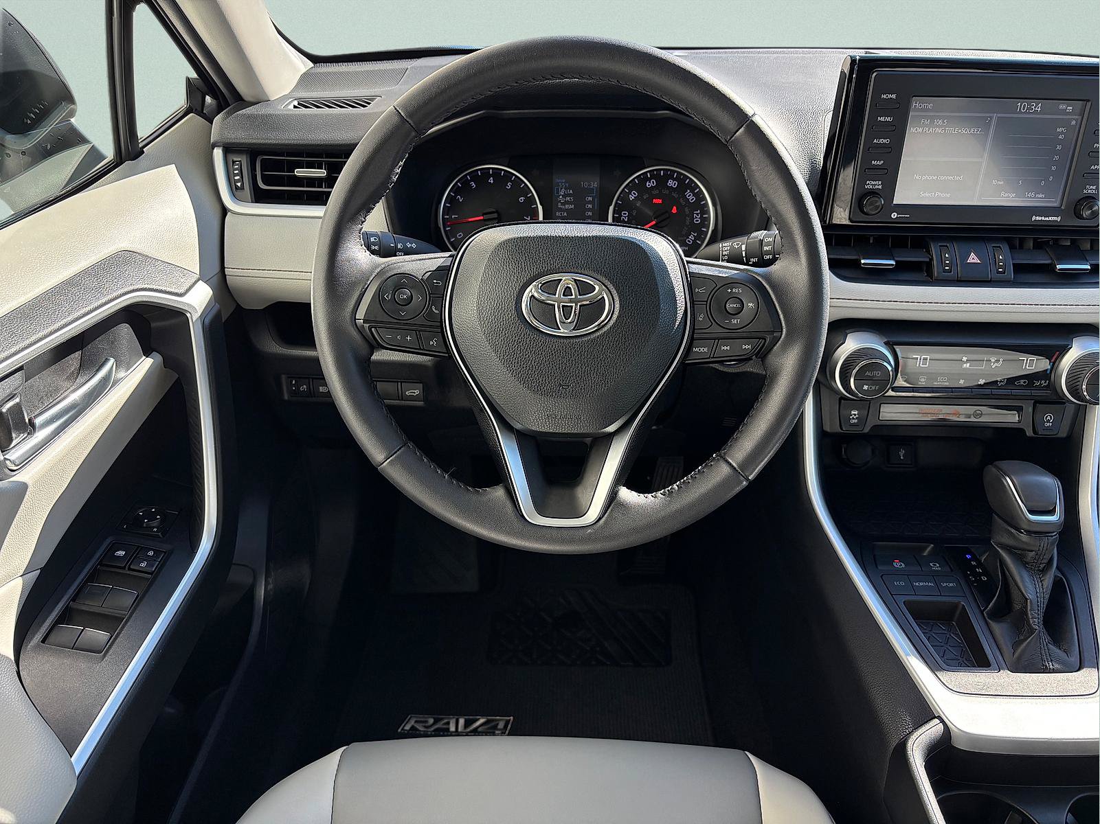 Used 2021 Toyota RAV4 XLE Premium w/ Carpet Mat Package (TMS) FWD image 29