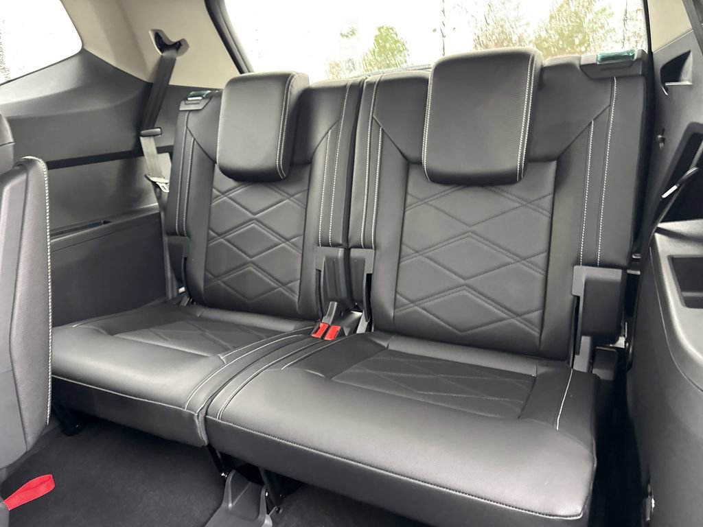 New 2026 Volkswagen Atlas SE image 15