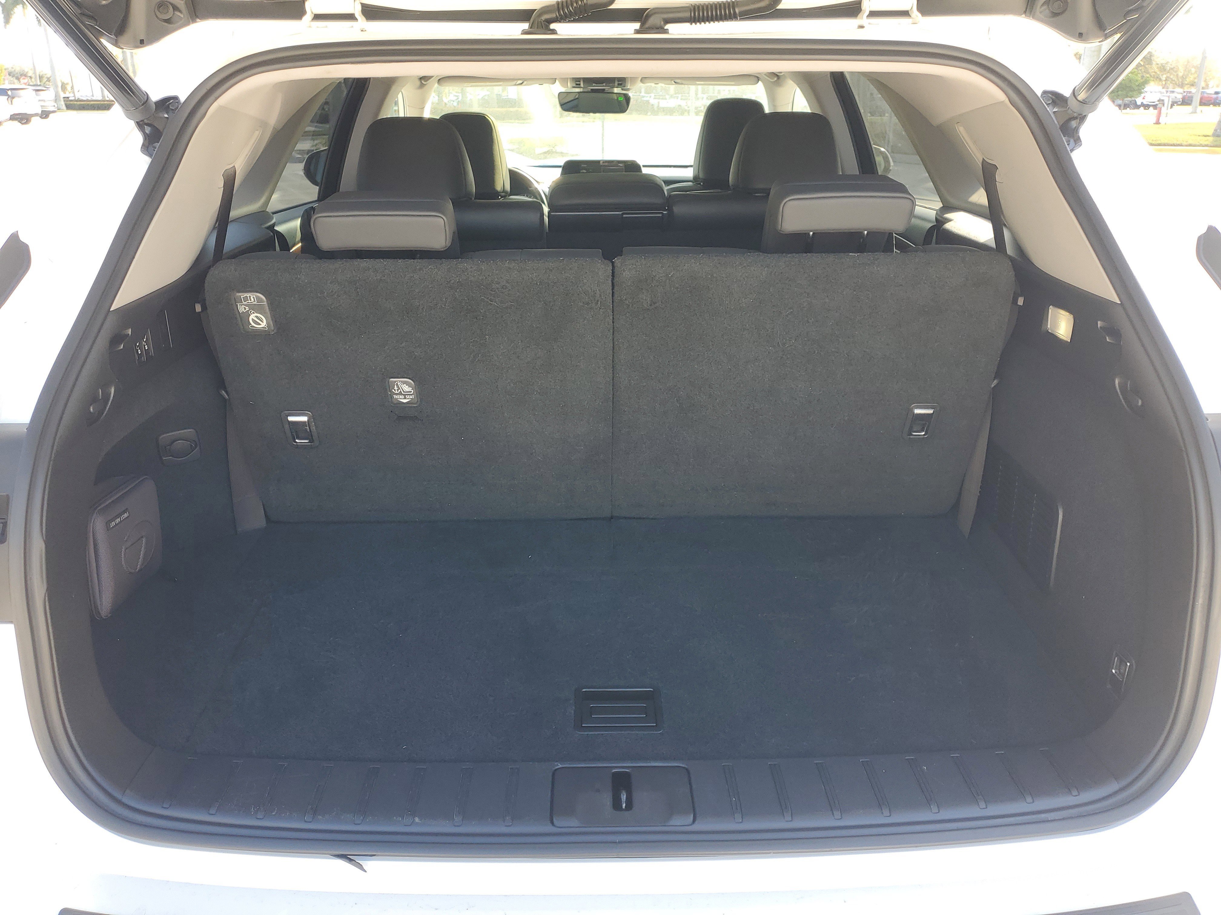 Used 2022 Lexus RX 350L FWD w/ Premium Package image 13