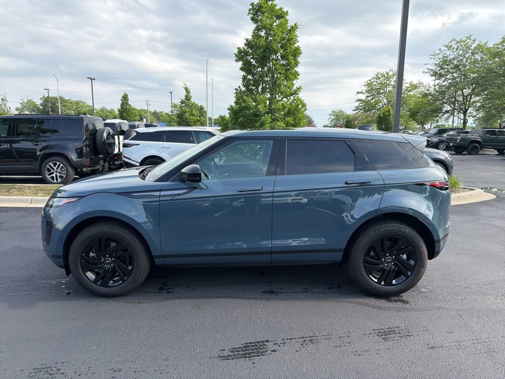 Used 2025 Land Rover Range Rover Evoque S AWD/4WD image 2