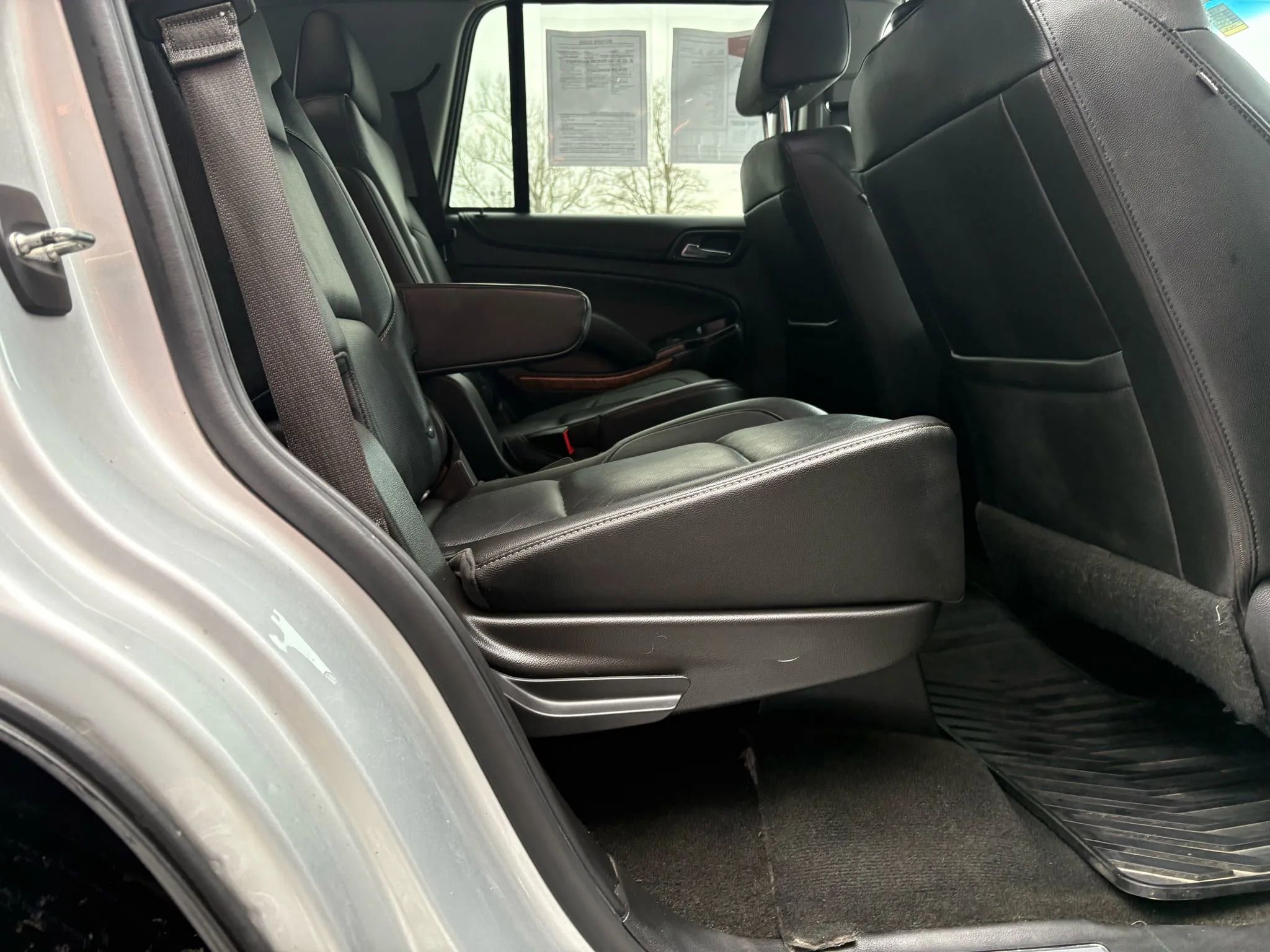 Used 2018 Chevrolet Tahoe Premier AWD/4WD image 16