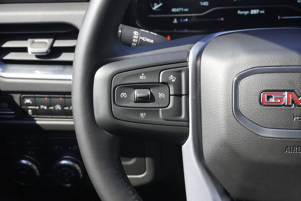 Used 2022 GMC Yukon SLT AWD/4WD image 11
