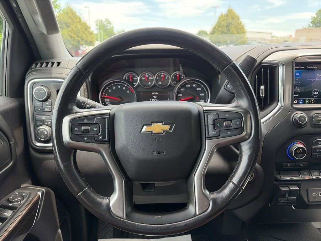 Used 2021 Chevrolet Silverado 1500 LT AWD/4WD image 21