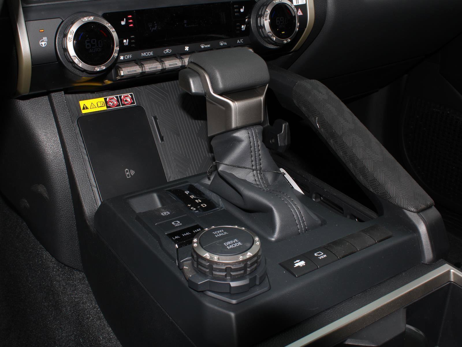 New 2026 Toyota Tacoma Limited AWD/4WD image 15