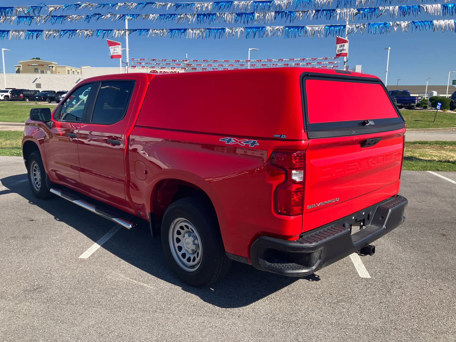 Used 2022 Chevrolet Silverado 1500 W/T w/ WT Value Package AWD/4WD image 5