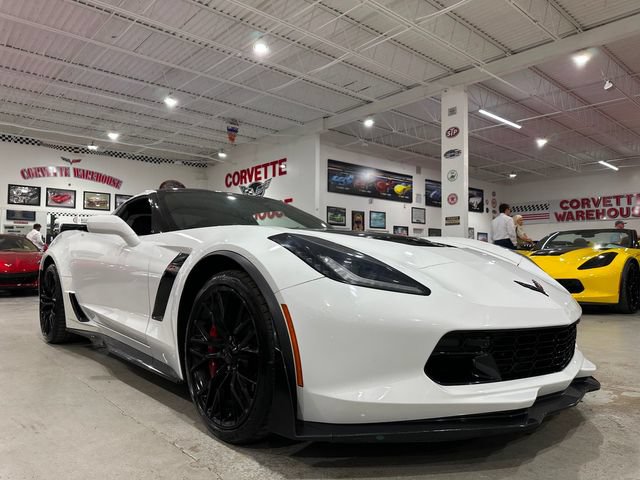 Used 2016 Chevrolet Corvette Z06 w/ Z07 Performance Package RWD image 5