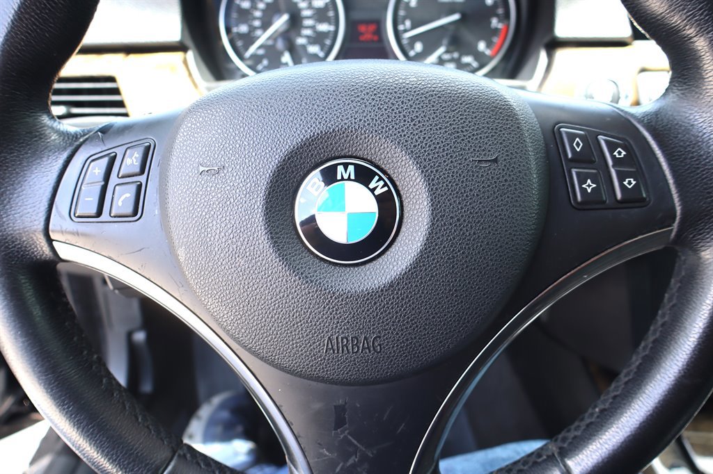 Used 2008 BMW 335i Convertible RWD image 32