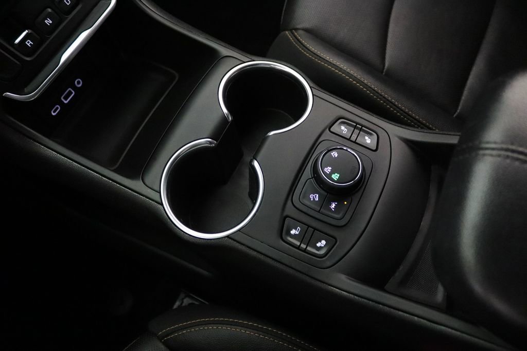 Used 2020 GMC Terrain SLT w/ Preferred Package image 22