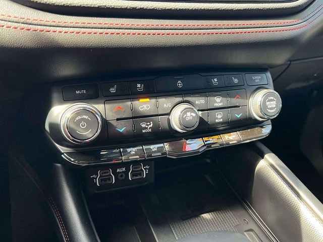 Used 2023 Dodge Durango R/T AWD/4WD image 11