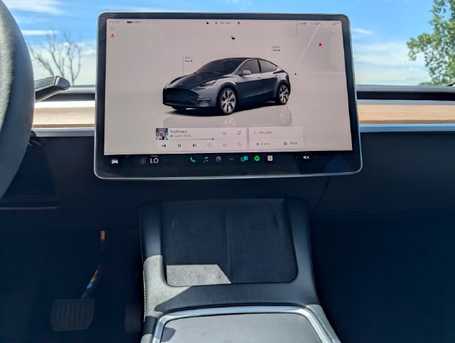 Used 2023 Tesla Model Y Long Range AWD/4WD image 20