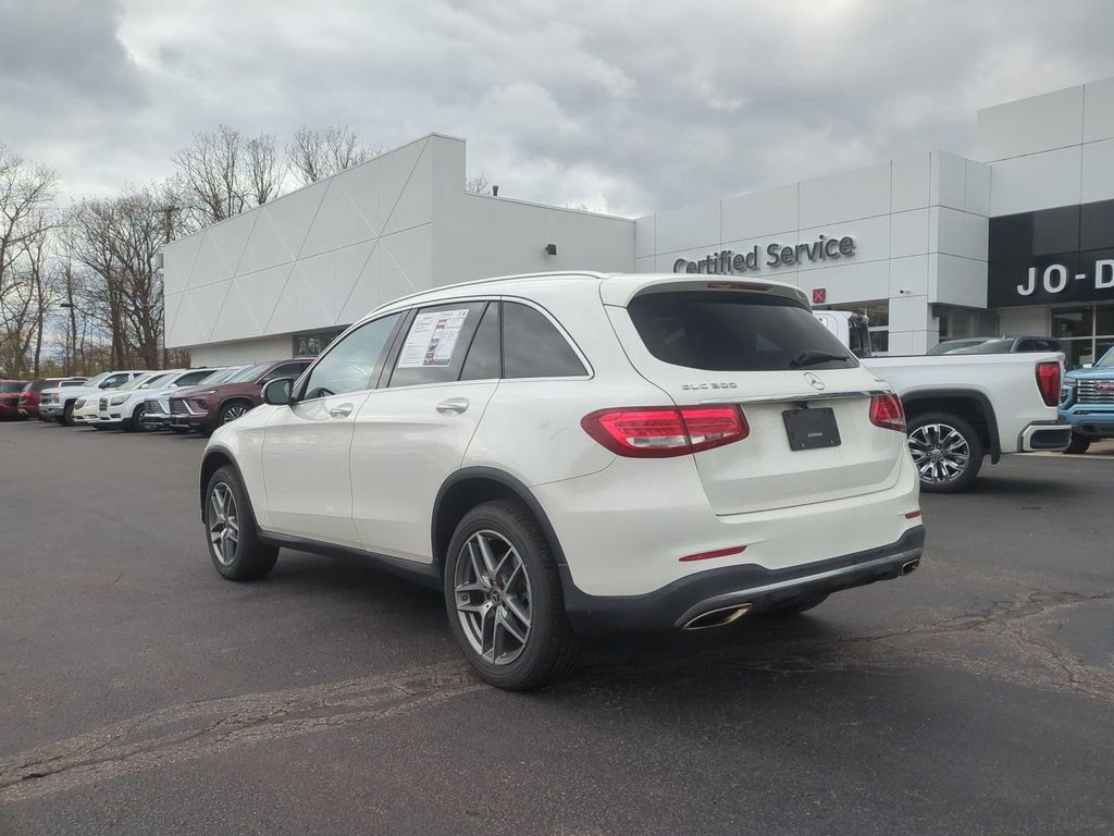 Used 2019 Mercedes-Benz GLC 300 4MATIC image 7