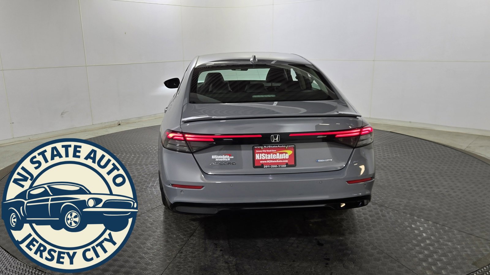 Used 2023 Honda Accord EX-L image 6