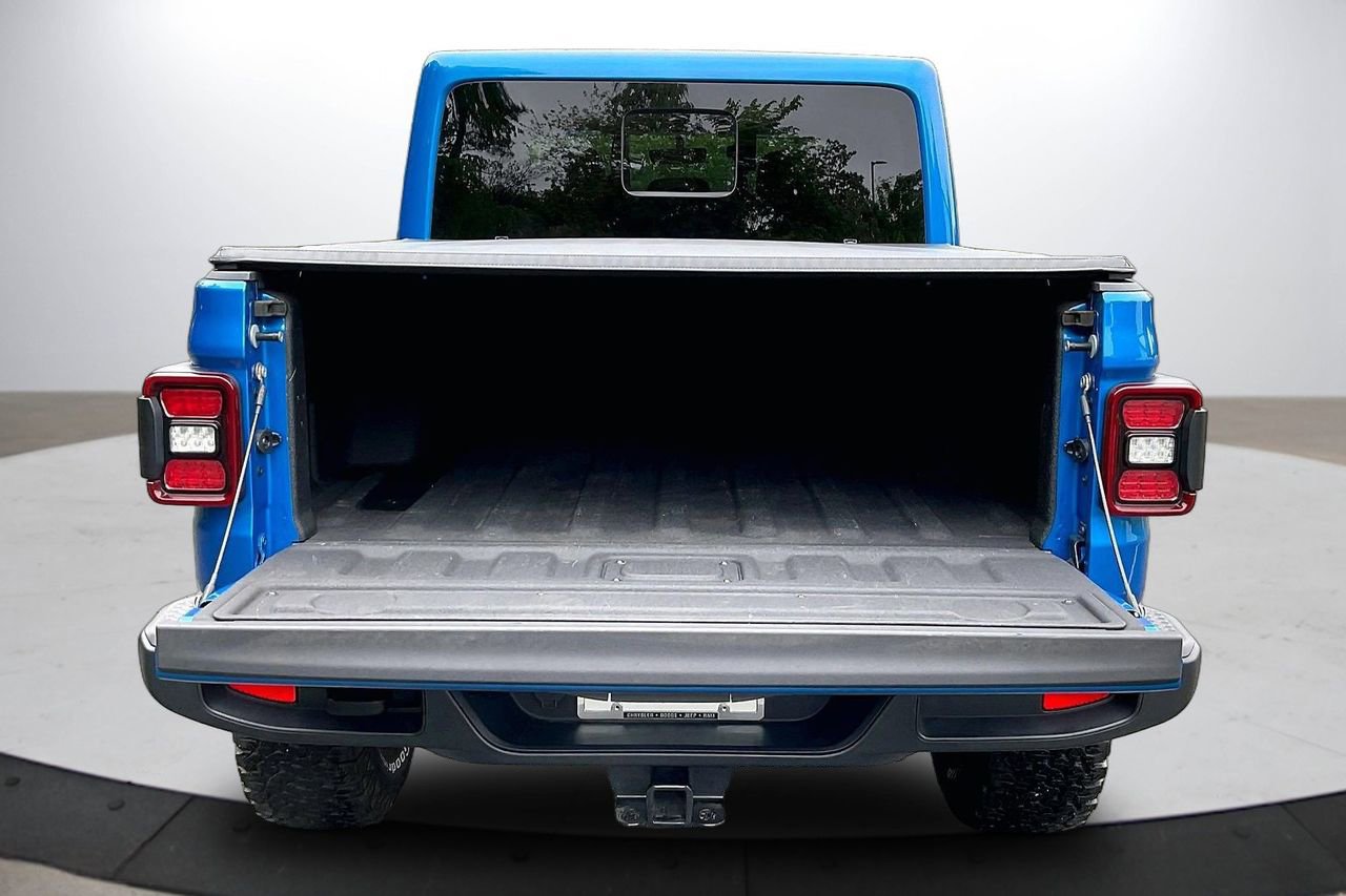 Certified 2021 Jeep Gladiator Overland AWD/4WD image 27