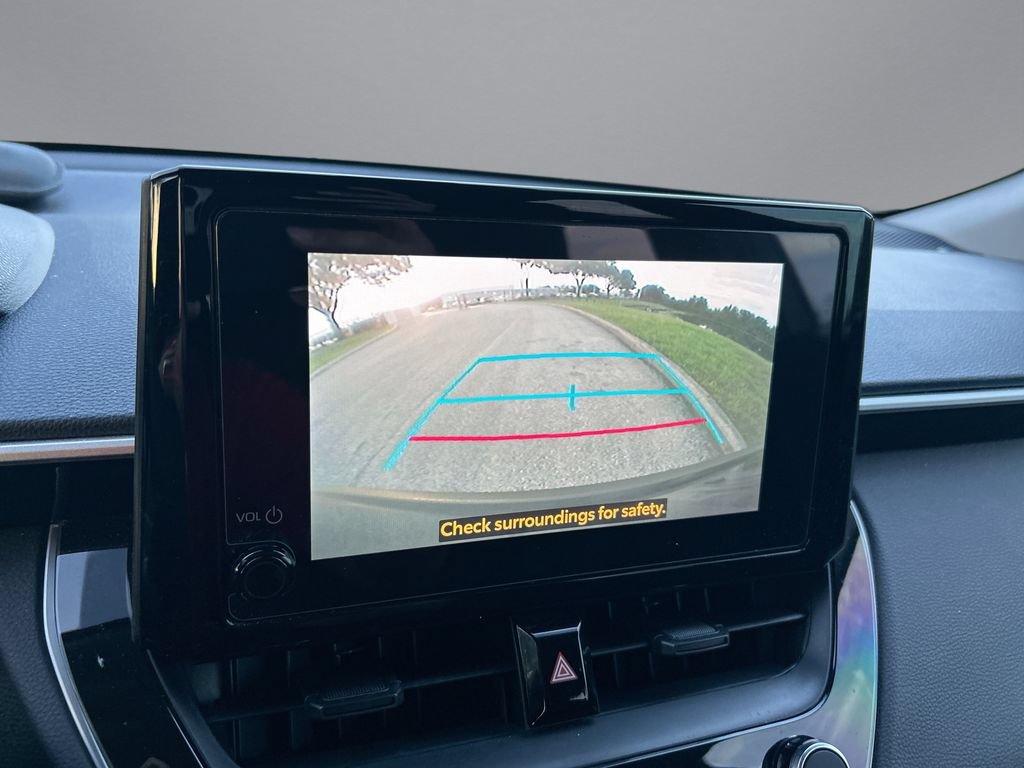 Used 2024 Toyota Corolla Cross LE FWD image 23