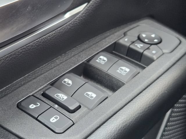 Used 2025 RAM 1500 Lone Star AWD/4WD image 32