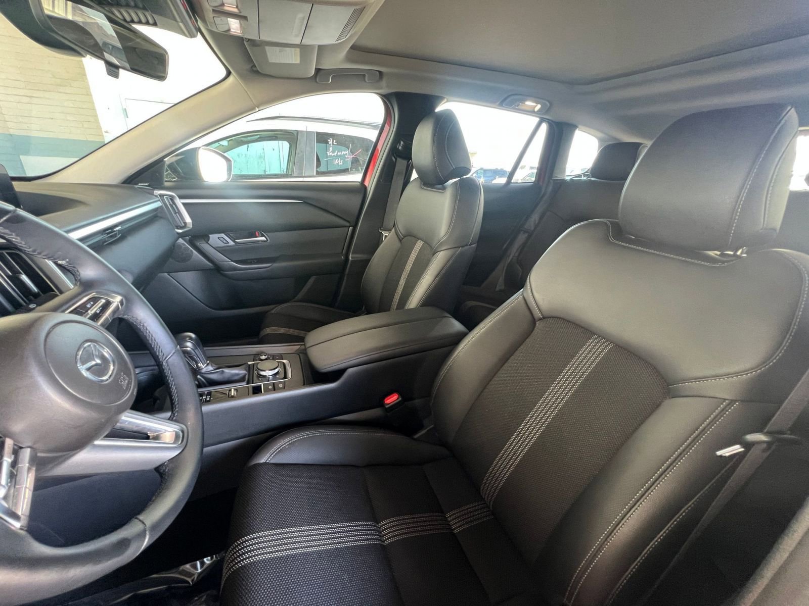 Used 2025 MAZDA CX-50 AWD 2.5 S w/ Premium Package image 36