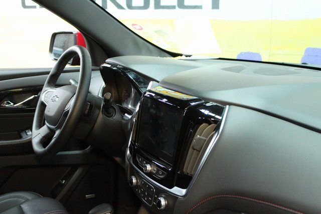 Used 2024 Chevrolet Traverse RS image 10