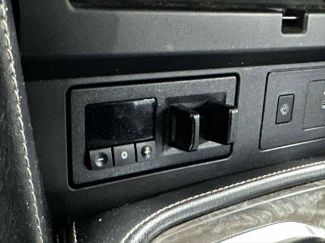 Used 2021 Nissan Armada Platinum w/ Captain's Chairs Package AWD/4WD image 25