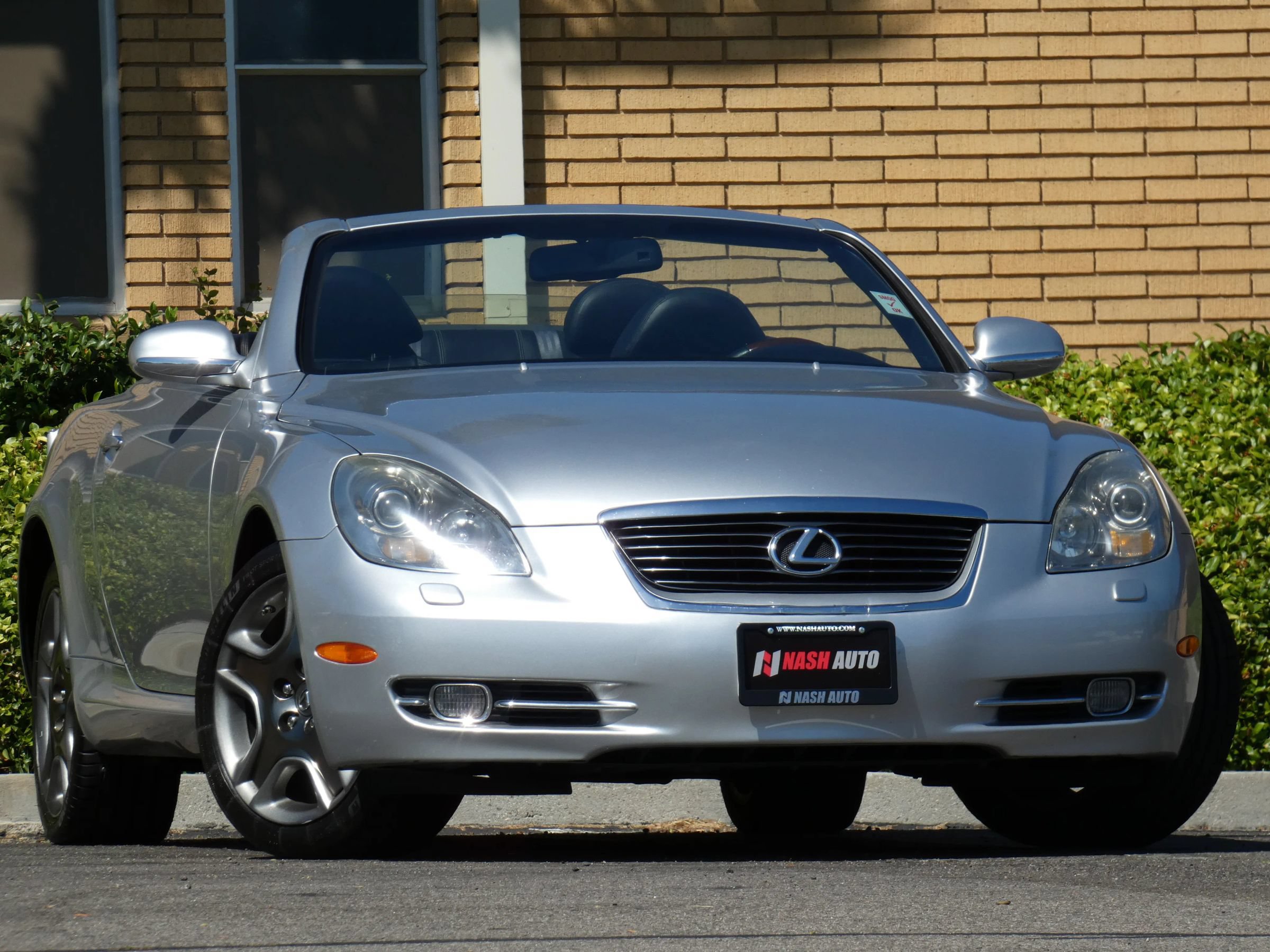 Used 2006 Lexus SC 430 Convertible RWD image 1