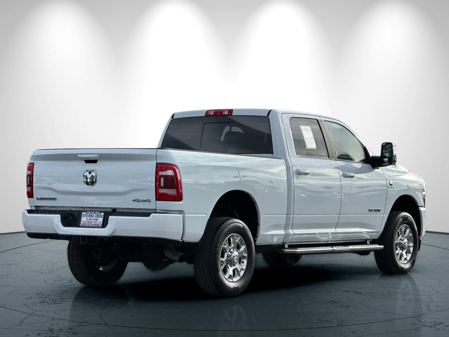 Used 2024 RAM 2500 Laramie AWD/4WD image 4