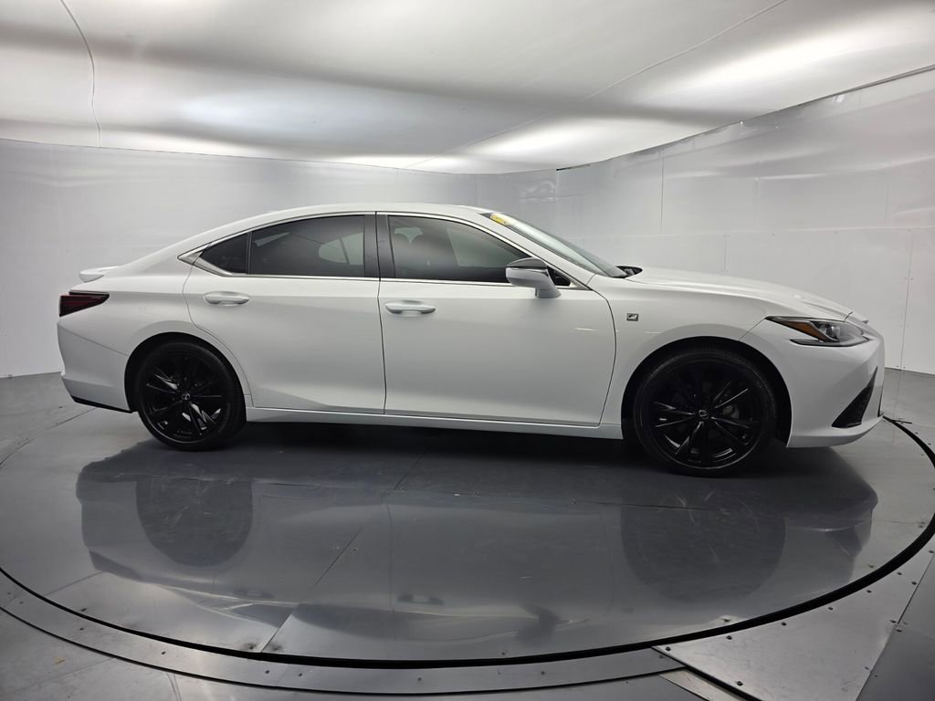 Used 2023 Lexus ES 350 F Sport w/ Accessory Package (Z2) FWD image 3