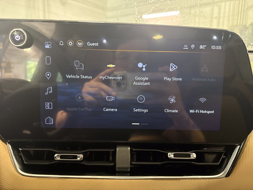 New 2026 Chevrolet Equinox ACTIV w/ Convenience Package III FWD image 12
