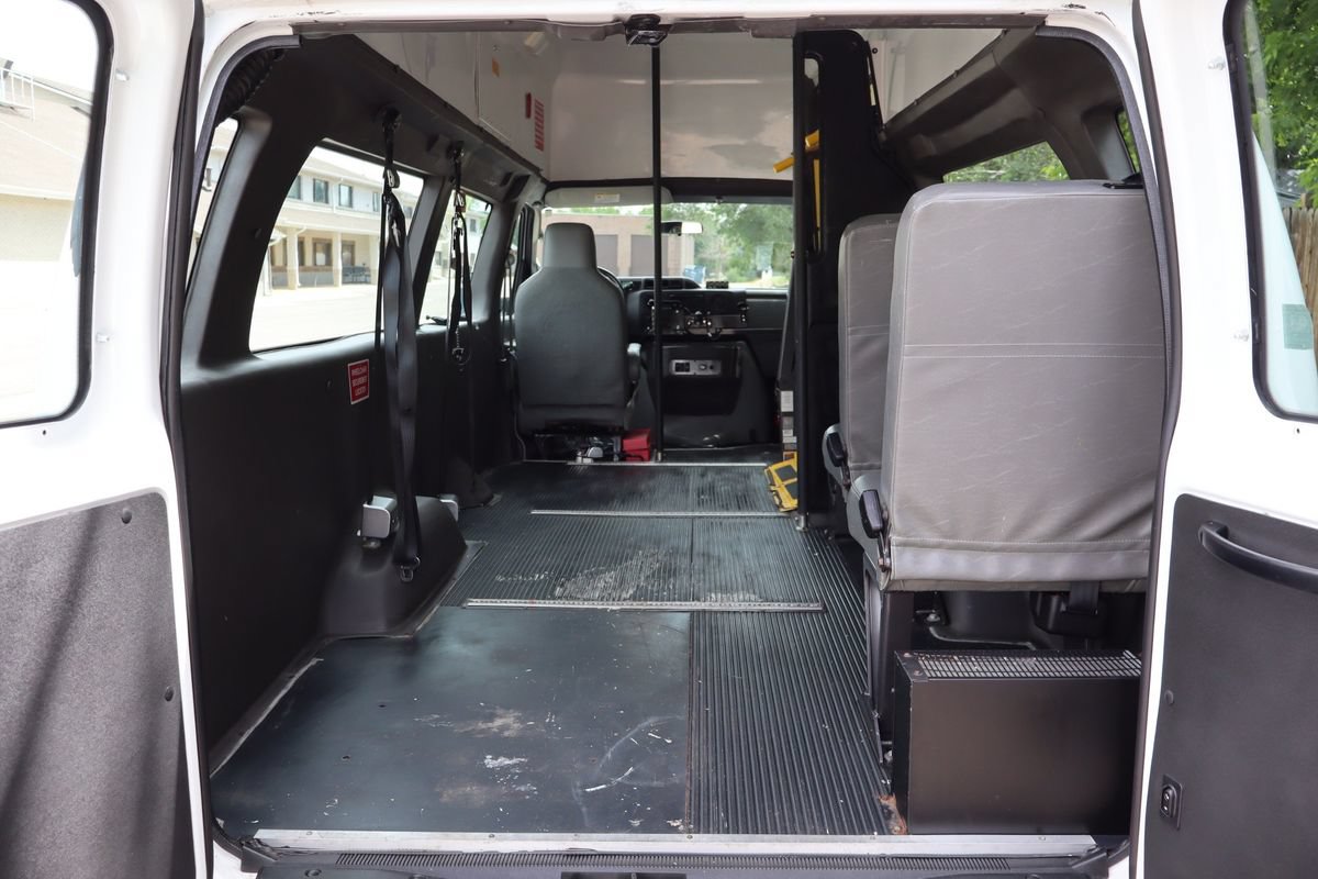 Used 2012 Ford E-350 and Econoline 350 Extended Super Duty w/ PWR Group RWD image 14