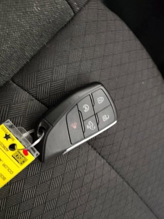 Used 2022 Chevrolet Silverado 1500 LT image 34