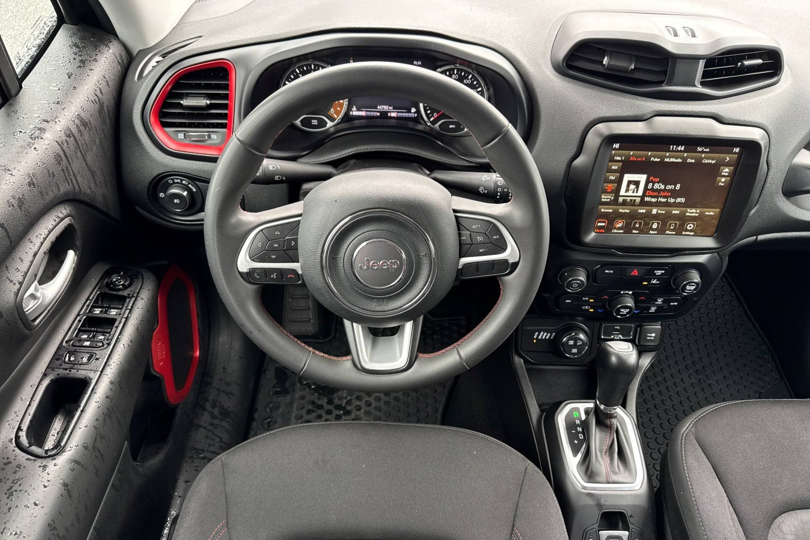 Used 2023 Jeep Renegade Trailhawk AWD/4WD image 17