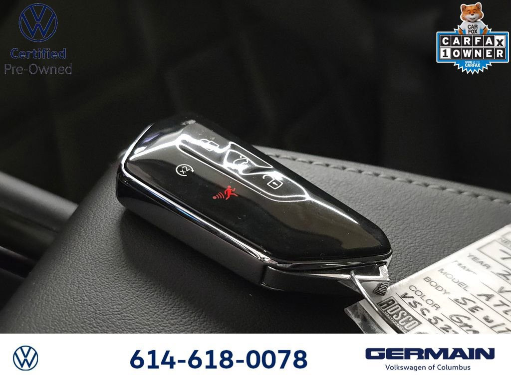 Used 2025 Volkswagen Atlas SE FWD image 34