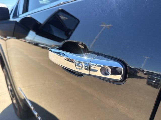 Used 2023 GMC Sierra 2500 Denali w/ Denali Black Diamond Edition image 63