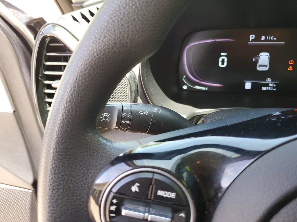 Certified 2023 Kia Soul S FWD image 24