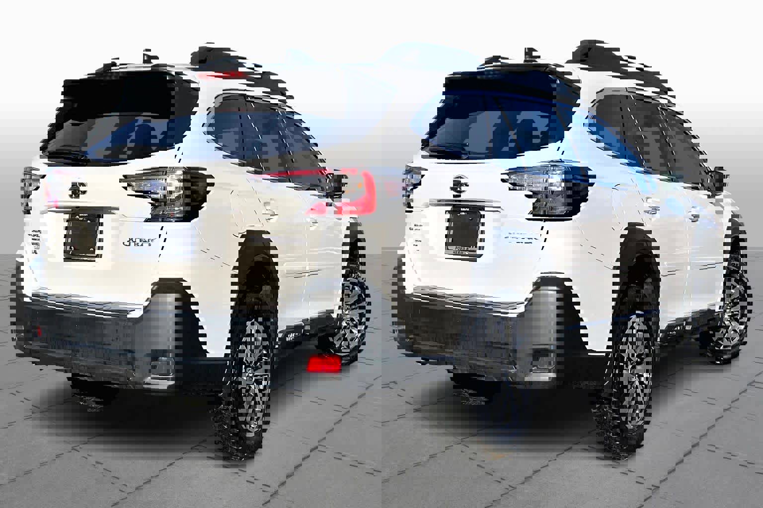 Used 2025 Subaru Outback Premium image 13