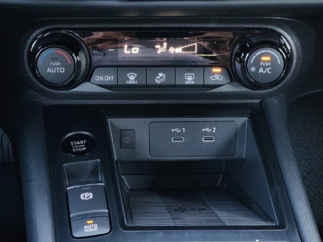 New 2027 Nissan Kicks SV FWD image 18