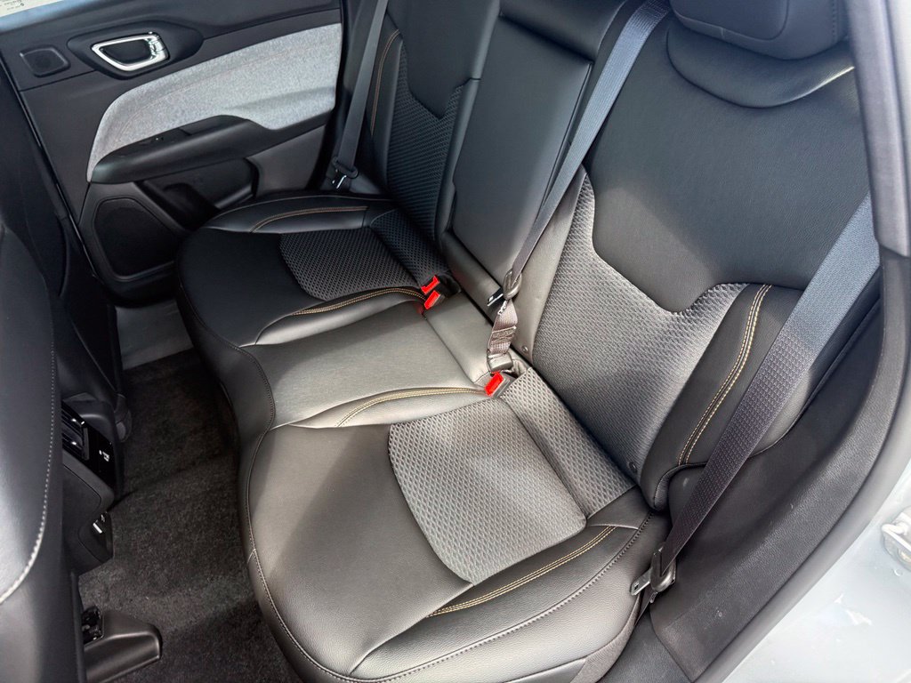 New 2026 Jeep Compass Latitude AWD/4WD image 36