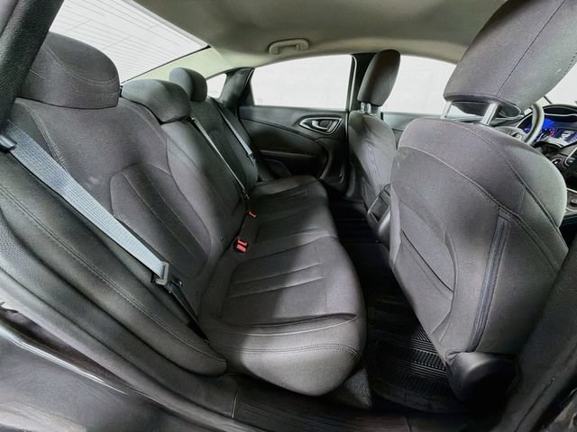 Used 2015 Chrysler 200 LX FWD image 26