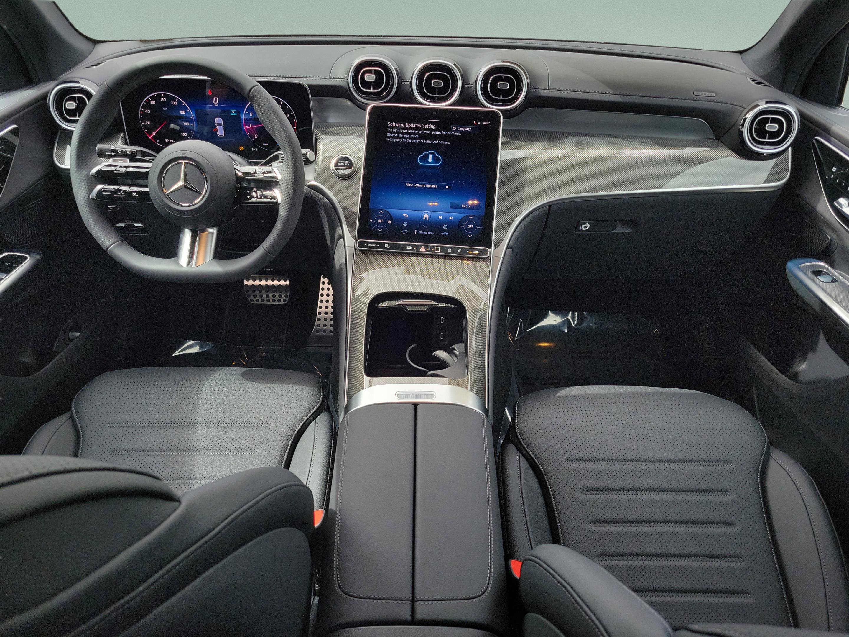 Used 2026 Mercedes-Benz GLC 300 image 11