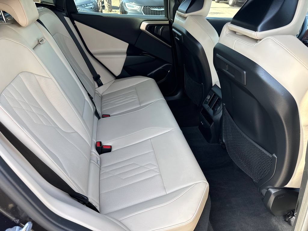 Used 2025 BMW X3 xDrive30i w/ Premium Package AWD/4WD image 18