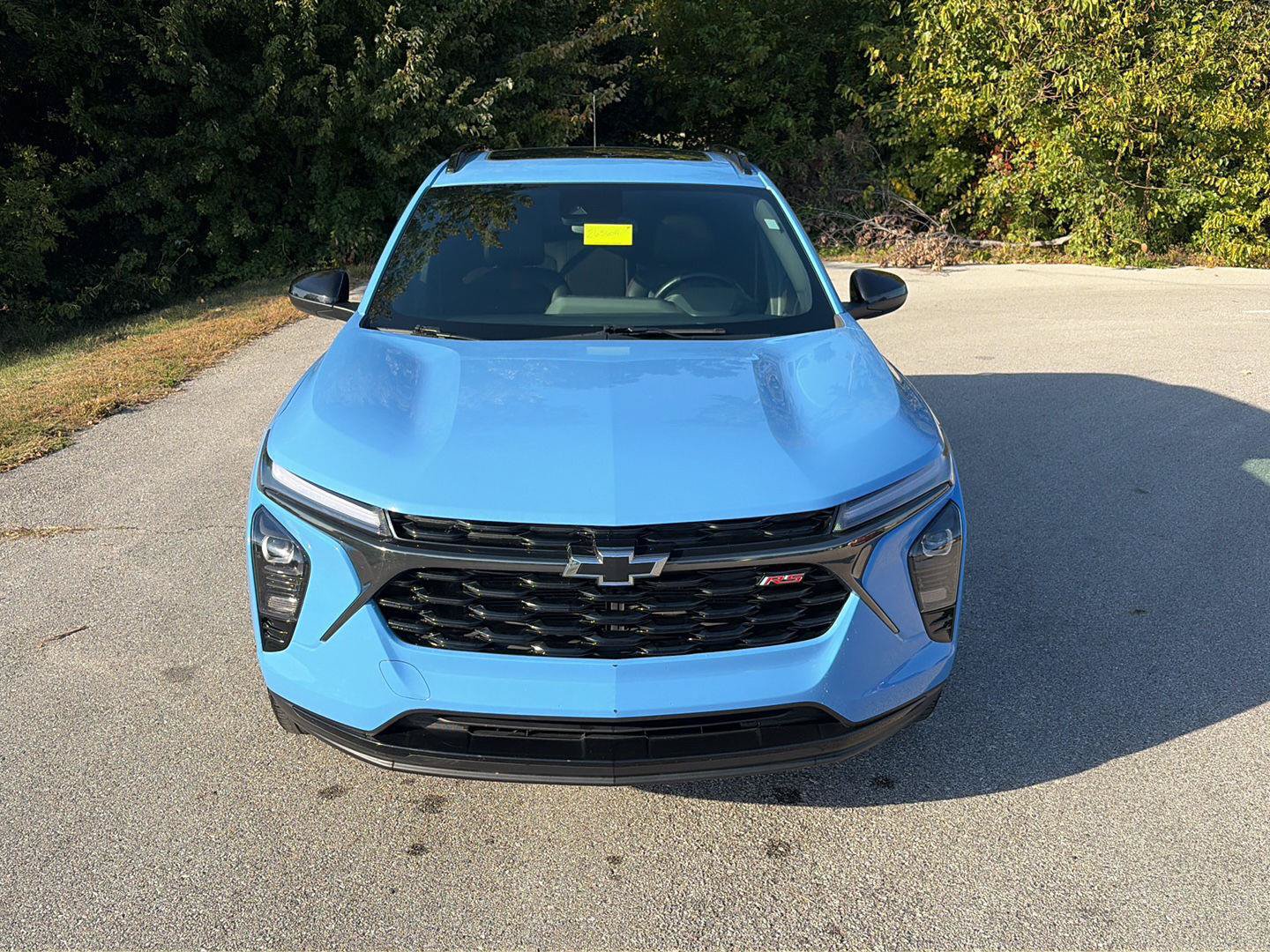 Used 2024 Chevrolet Trax RS w/ Sunroof Package FWD image 8