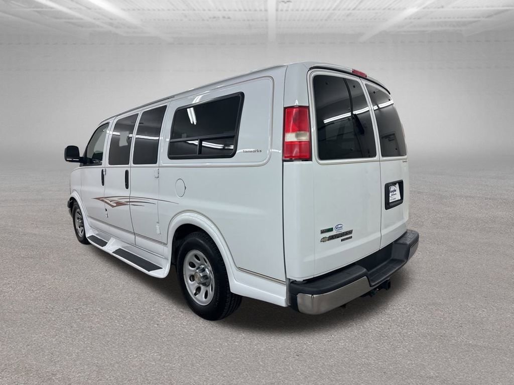 Used 2011 Chevrolet Express 1500 Upfitter image 9