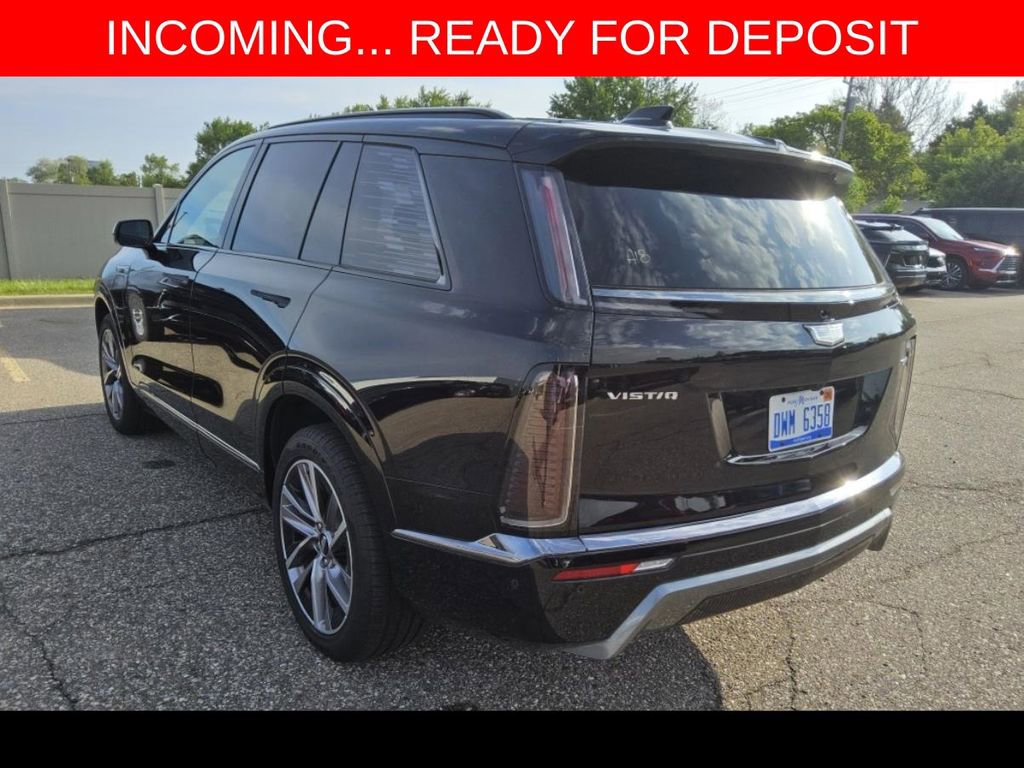 Used 2026 Cadillac Vistiq Premium Luxury w/ LPO, Floor Liner Package AWD/4WD image 6