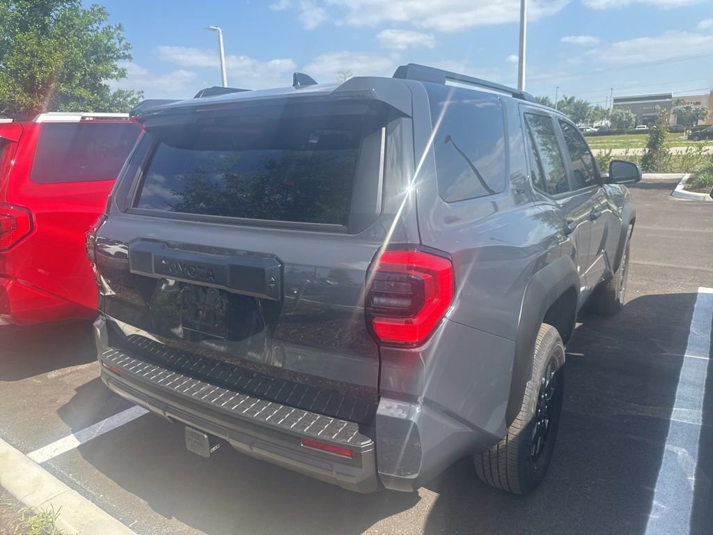 New 2026 Toyota 4Runner SR5 AWD/4WD image 4