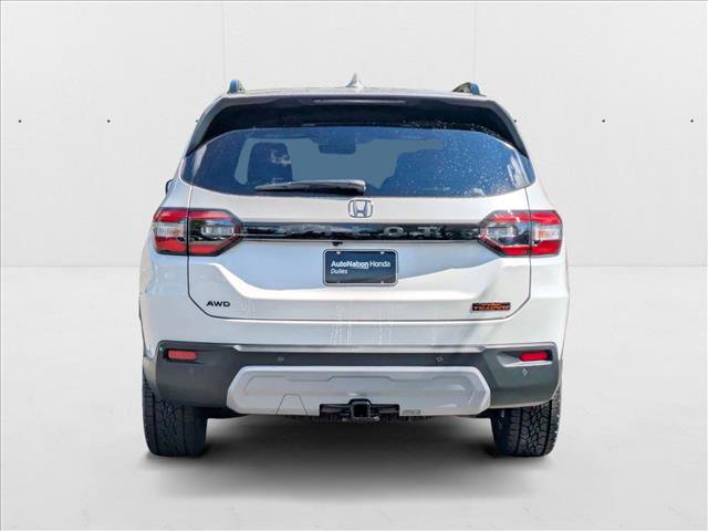 New 2025 Honda Pilot TrailSport image 8