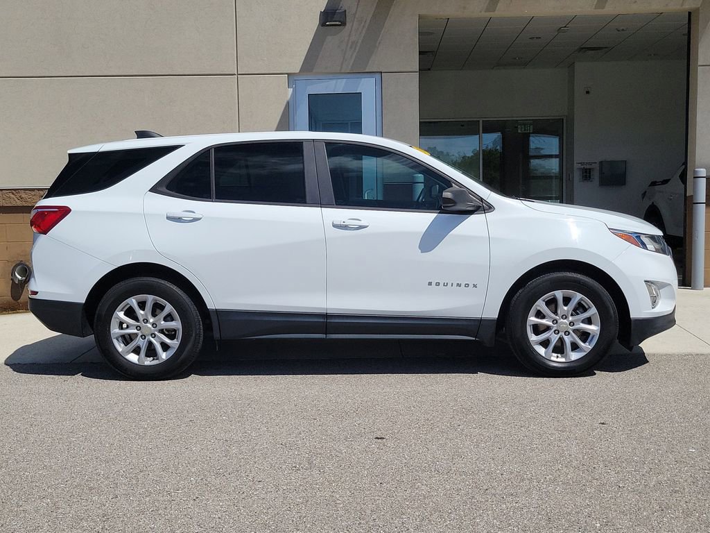 Used 2020 Chevrolet Equinox LS image 4