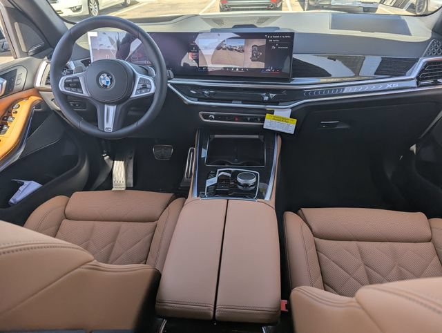 Used 2026 BMW X5 sDrive40i w/ M Sport Package RWD image 16