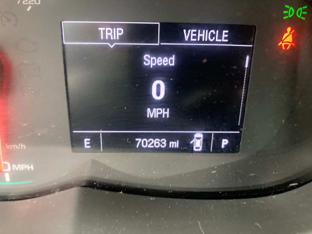 Used 2019 Chevrolet Trax LT w/ LT Convenience Package image 20