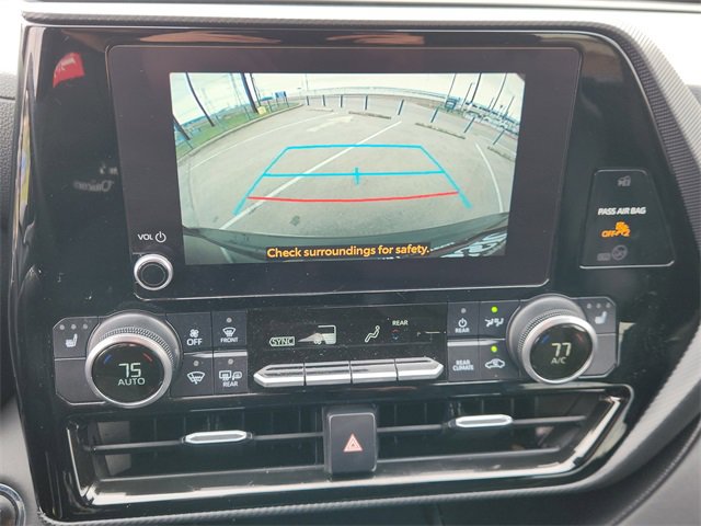 Used 2023 Toyota Highlander XSE image 17