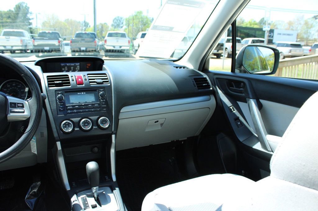 Used 2015 Subaru Forester 2.5i Premium w/ All-Weather Package image 15