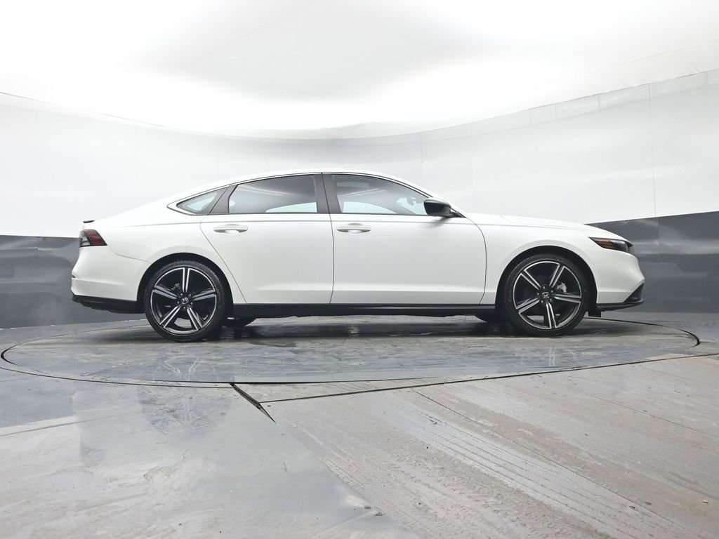 Certified 2023 Honda Accord Sport image 33